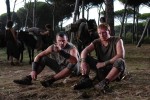 4 Rim, sezona I, Kevin Makid i Rej Stivenson Gais kao Lucije Voren i Tit Pulo 1.jpg